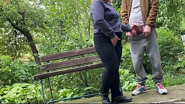 The stepson loves cumming on his stepmother's big, sexy ass